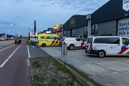 Wielrenner gewond bij aanrijding met busje in Halfweg
