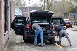 Politie langdurig op zoek naar mogelijk gewapende man in Hoofddorp