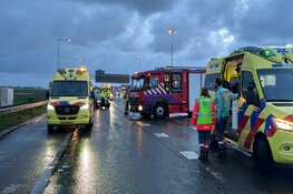 Groot ongeval op A4 bij Nieuw-Vennep: zestien voertuigen betrokken