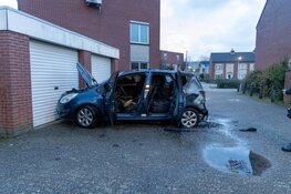 Onderzoek naar autobrand in Hoofddorp