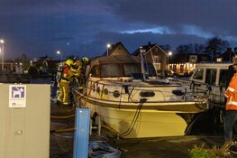 Korte brand op boot in jachthaven in Halfweg