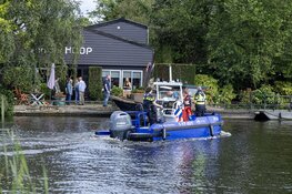 Hulpdiensten groots uitgerukt voor noodsituatie op eiland bij Oude Meer / Aalsmeer