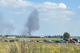 Grote brand in De Kwakel, rook van ver te zien