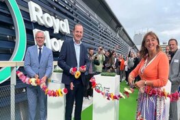 Voetgangersbrug bij Royal FloraHolland officieel geopend