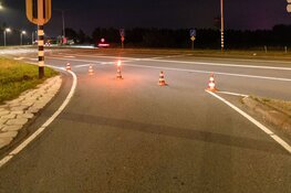 Auto uit de bocht op Spoorlaan in Hoofddorp