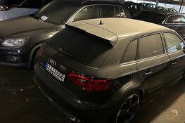 Voor duizenden euro's aan vernielingen in parkeergarage, getuigen gezocht