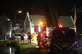 Autobrand in Uithoorn nabij woning