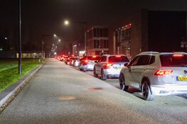 File rond wasstraat in Hoofddorp voor horrorervaring