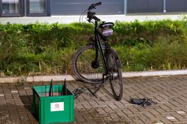 Accu van elektrische fiets in brand in Cruquius