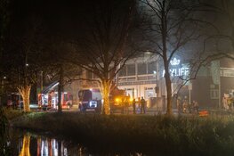 Grote brand aan Hoofdweg in Hoofddorp