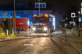 Auto gaat in vlammen op, politie vermoedt brandstichting