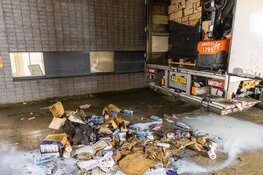 Pompwagen vat vlam in vrachtwagen bij winkelcentrum Hoofddorp