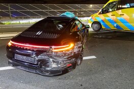 Peperdure bolide crasht op A9 bij Lijnden