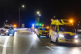 Auto raakt te water op A9 bij Badhoevedorp