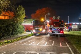 Uitslaande brand in loods in Rozenburg