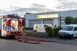 Brand in bedrijfspand Nieuw-Vennep