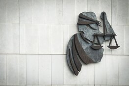 18 maanden gevangenisstraf geëist tegen verdachte veroorzaken explosie eigen woning