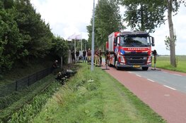 Paard en wagen belanden in sloot