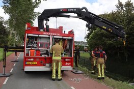 Paard en wagen belanden in sloot