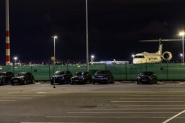 Hulpdiensten zéér groots opgeroepen voor vliegtuig dat noodlanding moet maken op Schiphol