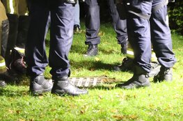 Vrouw en hond uit put gered in Vijfhuizen