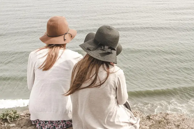 Zomerhoeden: tijdloze stijl van een familiebedrijf