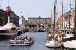 Hoe toeristen reviews gebruiken om een rondvaart te kiezen