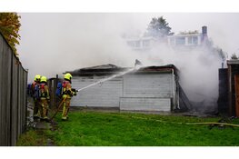 Schuren verwoest door brand in Zwanenburg