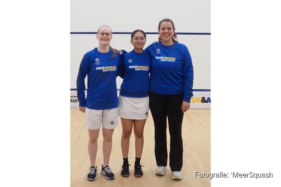 Dames 'MeerSquash winnen thuis van Kampong
