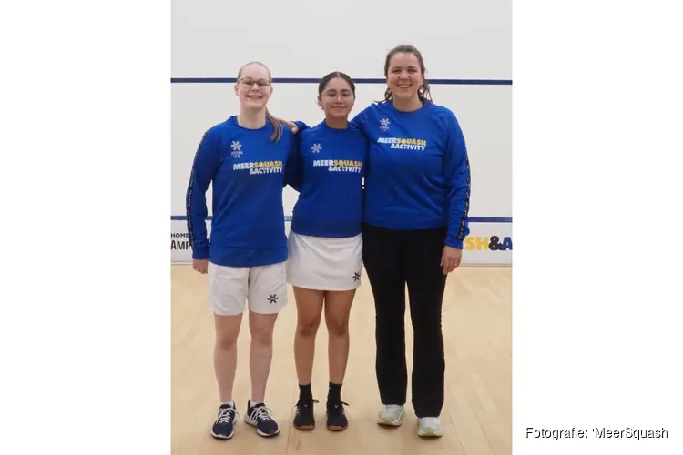 Dames 'MeerSquash winnen thuis van Kampong