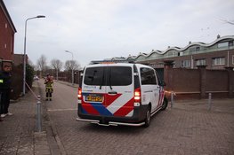 Verdacht pakket aangetroffen in tuin van woning, EOD ter plaatse