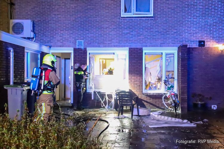 Brand en explosie bij woning in Hoofddorp
