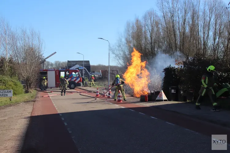 Gasleiding raakt lek en vliegt in brand tijdens graafwerkzaamheden