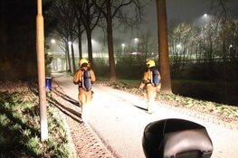 Vat met onbekende inhoud gevonden langs landweg in Zwanenburg