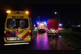 Auto belandt in ringvaart, bestuurder door brandweer bevrijd