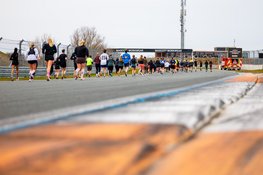 Zandvoort vormt decor voor recordaantal deelnemers Zandvoort Circuit Run