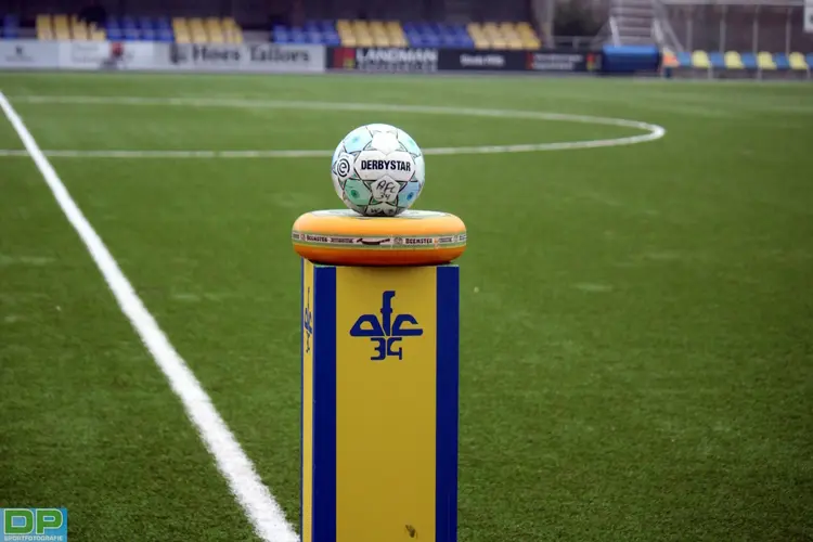 AFC '34 en SV Hoofddorp schieten weinig op met remise