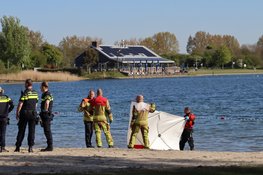 Overleden persoon aangetroffen op strand Hoofddorp