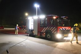 Scooterbanden in brand op parkeerplaats