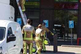 Brandje in trailer van vrachtwagen bij school in Hoofddorp