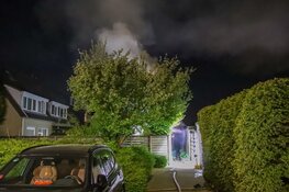 Uitslaande brand in schuur in Hoofddorp