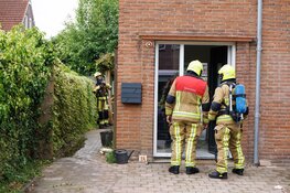 Brand op dak tijdens verbouwingswerkzaamheden in Zwanenburg