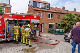 Brand op dak tijdens verbouwingswerkzaamheden in Zwanenburg