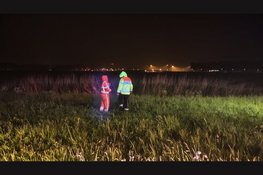 Auto te water bij eenzijdig ongeval Lijnden
