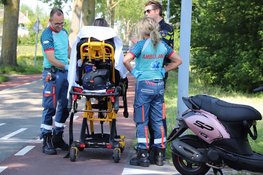 Scooterrijder gewond na aanrijding met auto