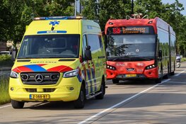 Fietser gewond na aanrijding met lijnbus