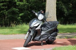 Meisje op fatbike gewond na aanrijding met scooter