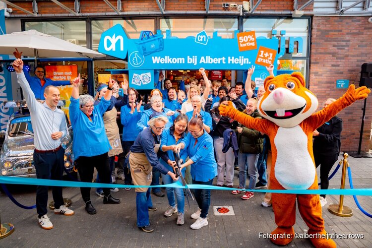 Vernieuwde Albert Heijn Nieuw-Vennep valt in de smaak