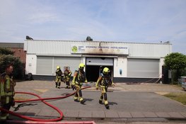 Weer brand bij wasserij in Nieuw-Vennep