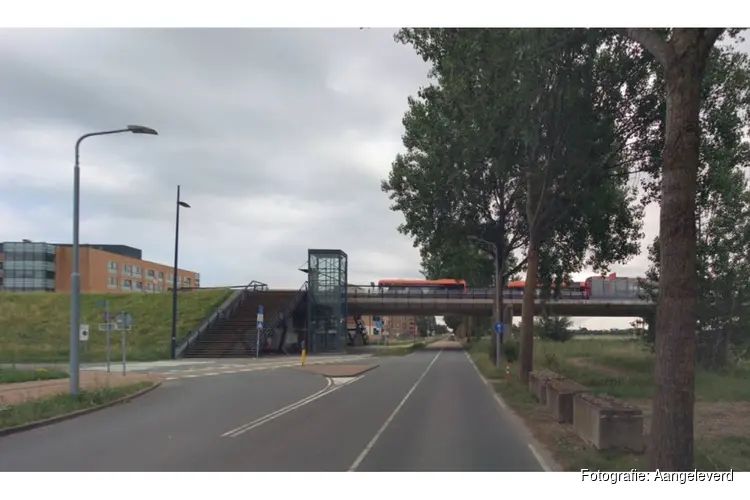Planning onderhoud trappen en liften bushalte Beukenhorst in Hoofddorp